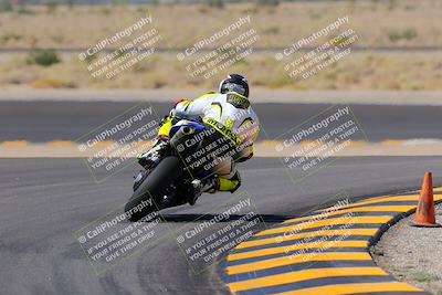 media/Oct-08-2022-SoCal Trackdays (Sat) [[1fc3beec89]]/Turn 11 Backside (1145am)/